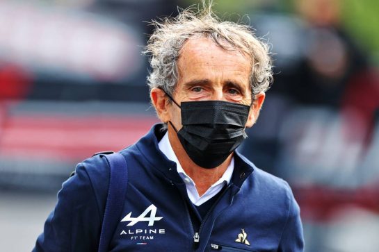 Alain Prost (FRA) Alpine F1 Team Non-Executive Director.
17.04.2021. Formula 1 World Championship, Rd 2, Emilia Romagna Grand Prix, Imola, Italy, Qualifying Day.
- www.xpbimages.com, EMail: requests@xpbimages.com © Copyright: Moy / XPB Images