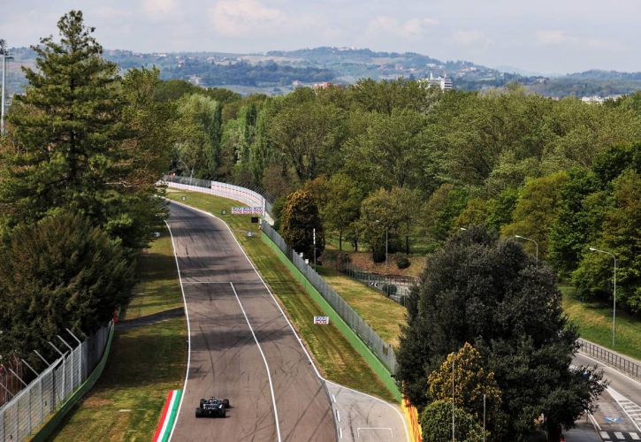 Lewis Hamilton (GBR) Mercedes AMG F1 W12. 17.04.2021. Formula 1 World Championship, Rd 2, Emilia Romagna Grand Prix, Imola