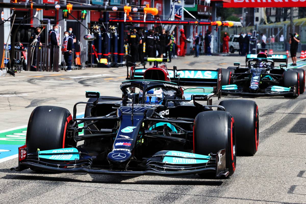 Valtteri Bottas (FIN) Mercedes AMG F1 W12 leads Lewis Hamilton (GBR) Mercedes AMG F1 W12 out of the pits. 17.04.2021. Formula 1 World Championship, Rd 2, Emilia Romagna Grand Prix, Imola