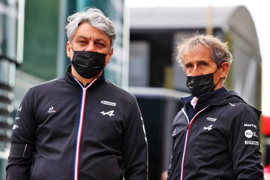 (L to R): Luca de Meo (ITA) Groupe Renault Chief Executive Officer with Alain Prost (FRA) Alpine F1 Team Non-Executive Director.
17.04.2021. Formula 1 World Championship, Rd 2, Emilia Romagna Grand Prix, Imola, Italy, Qualifying Day.
- www.xpbimages.com, EMail: requests@xpbimages.com © Copyright: Moy / XPB Images