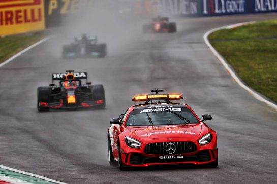 Max Verstappen (NLD) Red Bull Racing RB16B leads behind the Mercedes FIA Safety Car.
18.04.2021. Formula 1 World Championship, Rd 2, Emilia Romagna Grand Prix, Imola, Italy, Race Day.
- www.xpbimages.com, EMail: requests@xpbimages.com © Copyright: Batchelor / XPB Images