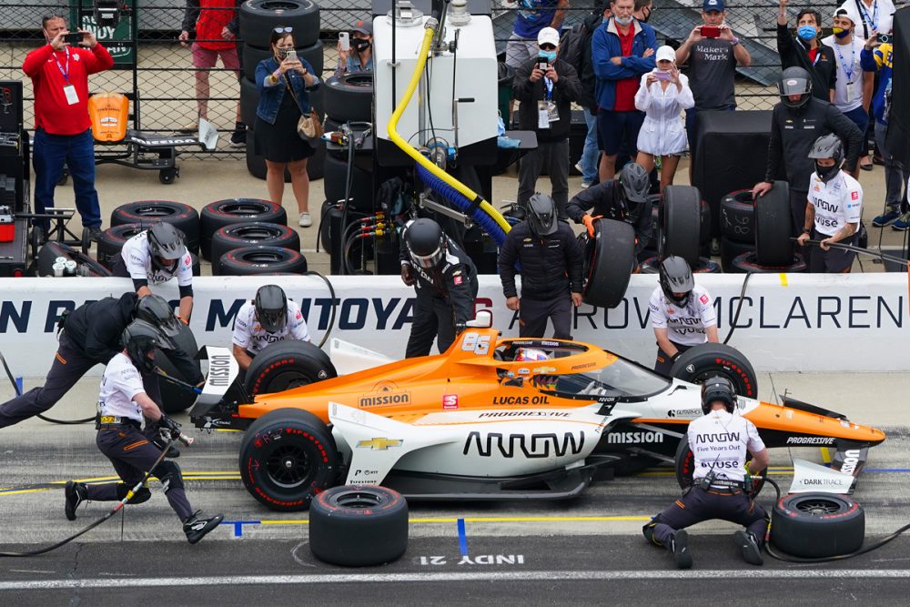 Montoya goes back to basics in bid for third Indy 500 win