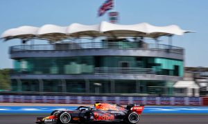 British GP schedules evening session for Friday qualifying