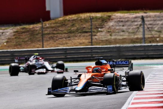 Daniel Ricciardo (AUS) McLaren MCL35M.
02.05.2021. Formula 1 World Championship, Rd 3, Portuguese Grand Prix, Portimao, Portugal, Race Day.
- www.xpbimages.com, EMail: requests@xpbimages.com © Copyright: Batchelor / XPB Images