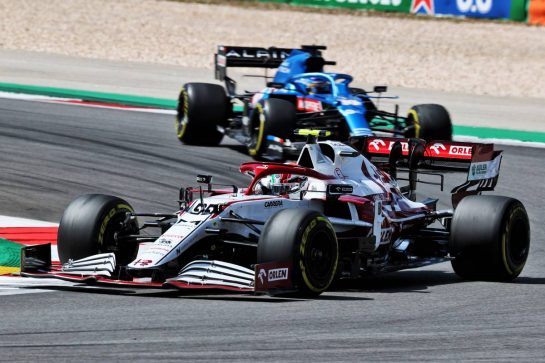 Antonio Giovinazzi (ITA) Alfa Romeo Racing C41.
02.05.2021. Formula 1 World Championship, Rd 3, Portuguese Grand Prix, Portimao, Portugal, Race Day.
- www.xpbimages.com, EMail: requests@xpbimages.com © Copyright: Batchelor / XPB Images