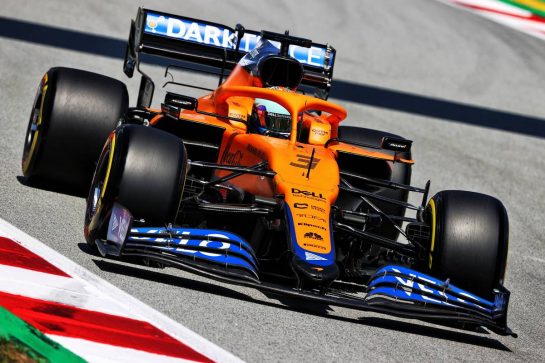 Daniel Ricciardo (AUS) McLaren MCL35M.
08.05.2021. Formula 1 World Championship, Rd 4, Spanish Grand Prix, Barcelona, Spain, Qualifying Day.
- www.xpbimages.com, EMail: requests@xpbimages.com © Copyright: Moy / XPB Images