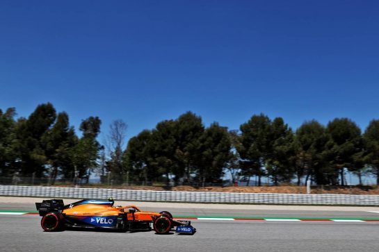 Lando Norris (GBR) McLaren MCL35M.
08.05.2021. Formula 1 World Championship, Rd 4, Spanish Grand Prix, Barcelona, Spain, Qualifying Day.
- www.xpbimages.com, EMail: requests@xpbimages.com © Copyright: Batchelor / XPB Images