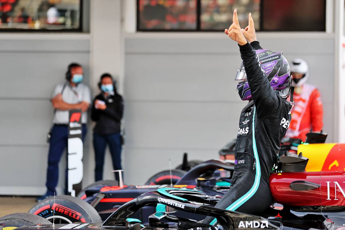 Race winner Lewis Hamilton (GBR) Mercedes AMG F1 W12 celebrates  in parc ferme. 09.05.2021. Formula 1 World Championship, Rd 4, Spanish