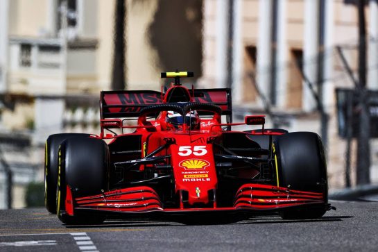 Carlos Sainz Jr (ESP) Ferrari SF-21.
20.05.2021. Formula 1 World Championship, Rd 5, Monaco Grand Prix, Monte Carlo, Monaco, Practice Day.
- www.xpbimages.com, EMail: requests@xpbimages.com © Copyright: Moy / XPB Images