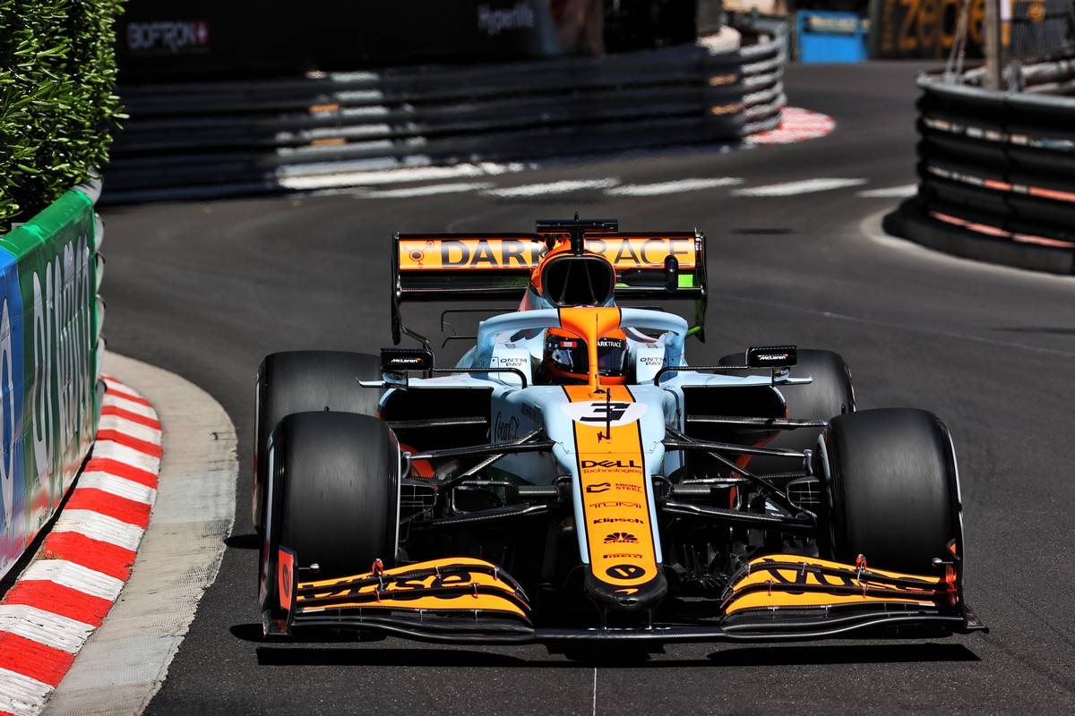 Norris 'where we deserved to be', as Ricciardo struggles
