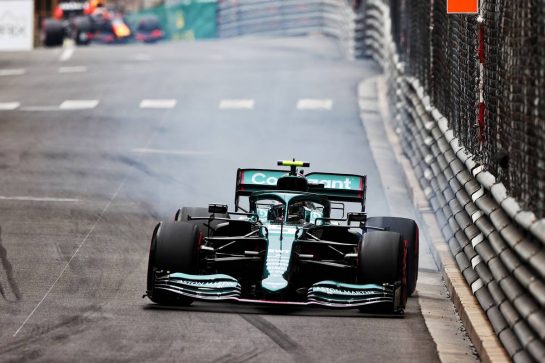 Sebastian Vettel (GER) Aston Martin F1 Team AMR21 locks up under braking.
22.05.2021. Formula 1 World Championship, Rd 5, Monaco Grand Prix, Monte Carlo, Monaco, Qualifying Day.
- www.xpbimages.com, EMail: requests@xpbimages.com © Copyright: Moy / XPB Images
