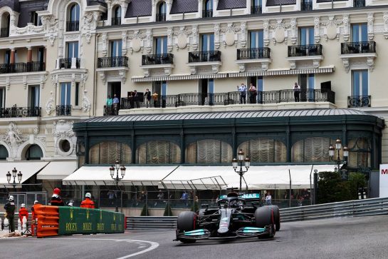 Lewis Hamilton (GBR) Mercedes AMG F1 W12.
22.05.2021. Formula 1 World Championship, Rd 5, Monaco Grand Prix, Monte Carlo, Monaco, Qualifying Day.
- www.xpbimages.com, EMail: requests@xpbimages.com © Copyright: Moy / XPB Images