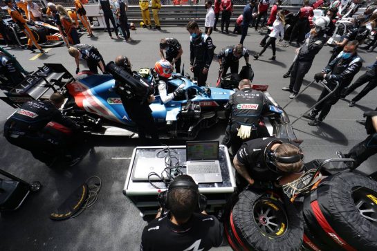 Esteban Ocon (FRA) Alpine F1 Team A521 on the grid.
23.05.2021. Formula 1 World Championship, Rd 5, Monaco Grand Prix, Monte Carlo, Monaco, Race Day.
- www.xpbimages.com, EMail: requests@xpbimages.com © Copyright: Bearne / XPB Images