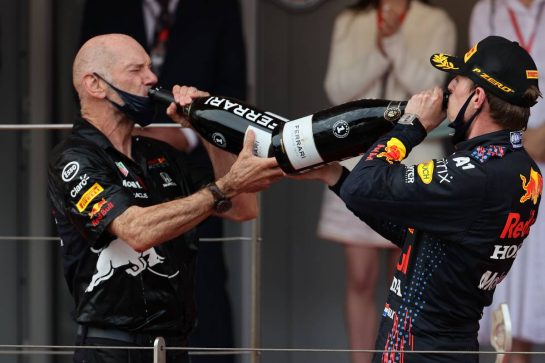 Adrian Newey (GBR) Red Bull Racing Chief Technical Officer with 1st place Max Verstappen (NLD) Red Bull Racing RB16B.
23.05.2021. Formula 1 World Championship, Rd 5, Monaco Grand Prix, Monte Carlo, Monaco, Race Day.
- www.xpbimages.com, EMail: requests@xpbimages.com © Copyright: Batchelor / XPB Images