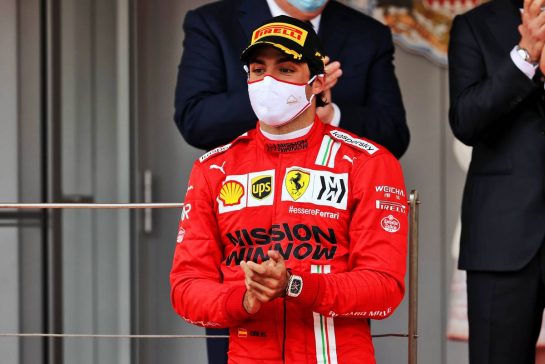 Carlos Sainz Jr (ESP) Ferrari celebrates his second position on the podium.
23.05.2021. Formula 1 World Championship, Rd 5, Monaco Grand Prix, Monte Carlo, Monaco, Race Day.
- www.xpbimages.com, EMail: requests@xpbimages.com © Copyright: Batchelor / XPB Images