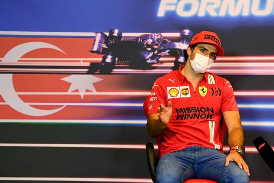 Carlos Sainz Jr (ESP) Ferrari in the FIA Press Conference.
03.06.2021. Formula 1 World Championship, Rd 6, Azerbaijan Grand Prix, Baku Street Circuit, Azerbaijan, Preparation Day.
- www.xpbimages.com, EMail: requests@xpbimages.com © Copyright: FIA Pool Image for Editorial Use Only