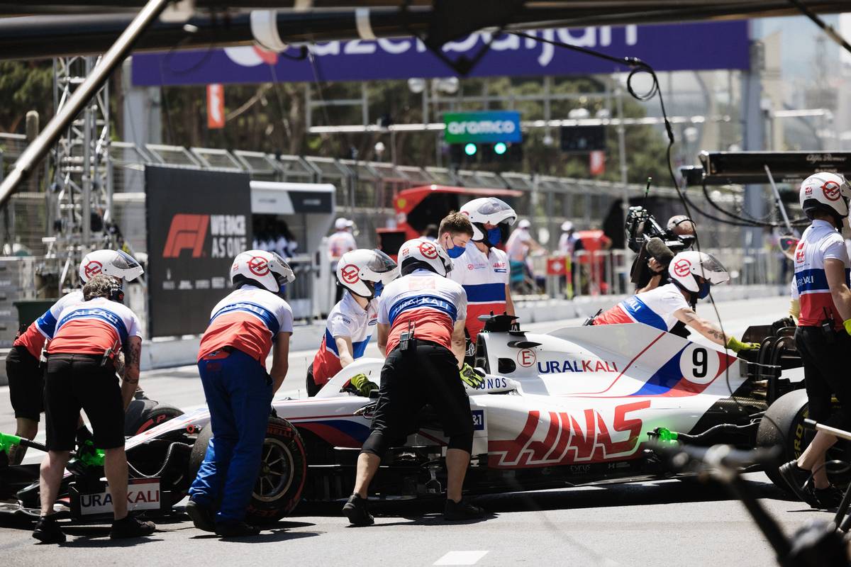 Nikita Mazepin (RUS) Haas F1 Team VF-21. 04.06.2021. Formula 1 World Championship, Rd 6, Azerbaijan Grand Prix, Baku