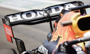 McLaren wants action from FIA in Baku on flexi wings