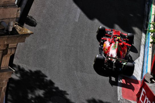 Carlos Sainz Jr (ESP) Ferrari SF-21.
04.06.2021. Formula 1 World Championship, Rd 6, Azerbaijan Grand Prix, Baku Street Circuit, Azerbaijan, Practice Day.
- www.xpbimages.com, EMail: requests@xpbimages.com © Copyright: Batchelor / XPB Images