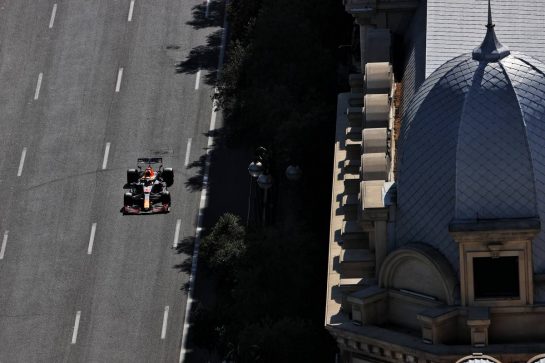 Max Verstappen (NLD) Red Bull Racing RB16B.
05.06.2021. Formula 1 World Championship, Rd 6, Azerbaijan Grand Prix, Baku Street Circuit, Azerbaijan, Qualifying Day.
- www.xpbimages.com, EMail: requests@xpbimages.com © Copyright: Batchelor / XPB Images