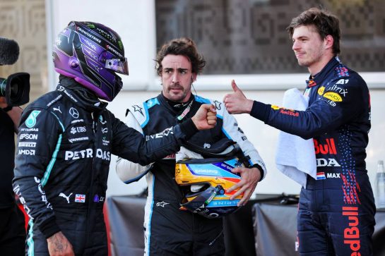 (L to R): Lewis Hamilton (GBR) Mercedes AMG F1 with Fernando Alonso (ESP) Alpine F1 Team and Max Verstappen (NLD) Red Bull Racing in qualifying parc ferme.
05.06.2021. Formula 1 World Championship, Rd 6, Azerbaijan Grand Prix, Baku Street Circuit, Azerbaijan, Qualifying Day.
- www.xpbimages.com, EMail: requests@xpbimages.com © Copyright: Batchelor / XPB Images