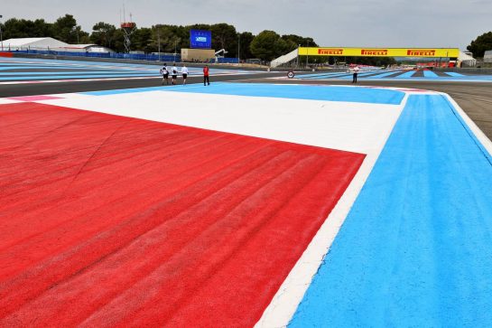 Circuit atmosphere - track detail.
17.06.2021. Formula 1 World Championship, Rd 7, French Grand Prix, Paul Ricard, France, Preparation Day.
- www.xpbimages.com, EMail: requests@xpbimages.com © Copyright: Moy / XPB Images