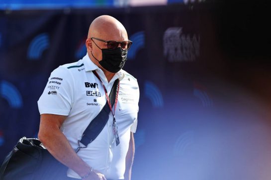 Matt Bishop (GBR) Aston Martin F1 Team Chief Communications Officer.
18.06.2021. Formula 1 World Championship, Rd 7, French Grand Prix, Paul Ricard, France, Practice Day.
- www.xpbimages.com, EMail: requests@xpbimages.com © Copyright: Moy / XPB Images