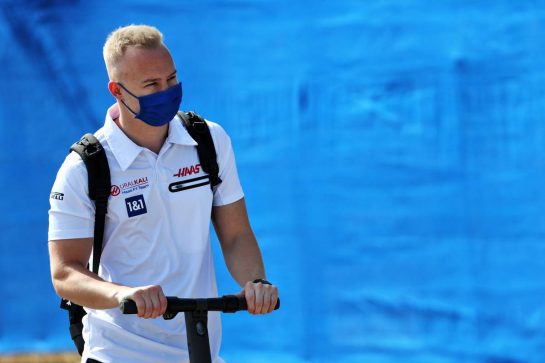 Nikita Mazepin (RUS) Haas F1 Team.
18.06.2021. Formula 1 World Championship, Rd 7, French Grand Prix, Paul Ricard, France, Practice Day.
- www.xpbimages.com, EMail: requests@xpbimages.com © Copyright: Batchelor / XPB Images