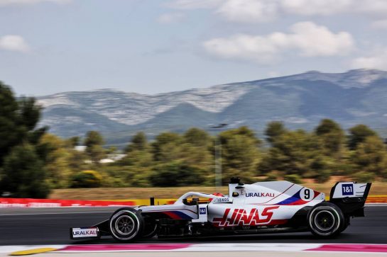 Nikita Mazepin (RUS) Haas F1 Team VF-21.
18.06.2021. Formula 1 World Championship, Rd 7, French Grand Prix, Paul Ricard, France, Practice Day.
- www.xpbimages.com, EMail: requests@xpbimages.com © Copyright: Batchelor / XPB Images