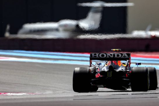 Sergio Perez (MEX), Red Bull Racing 
18.06.2021. Formula 1 World Championship, Rd 7, French Grand Prix, Paul Ricard, France, Practice Day.
- www.xpbimages.com, EMail: requests@xpbimages.com © Copyright: Charniaux / XPB Images
