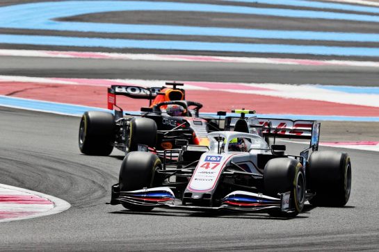 Mick Schumacher (GER) Haas VF-21.
18.06.2021. Formula 1 World Championship, Rd 7, French Grand Prix, Paul Ricard, France, Practice Day.
- www.xpbimages.com, EMail: requests@xpbimages.com © Copyright: Batchelor / XPB Images