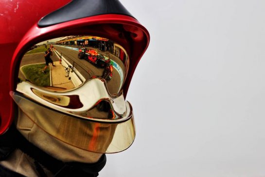 Sergio Perez (MEX) Red Bull Racing RB16B reflected in a fire marshal's helmet visor.
19.06.2021. Formula 1 World Championship, Rd 7, French Grand Prix, Paul Ricard, France, Qualifying Day.
- www.xpbimages.com, EMail: requests@xpbimages.com © Copyright: Moy / XPB Images