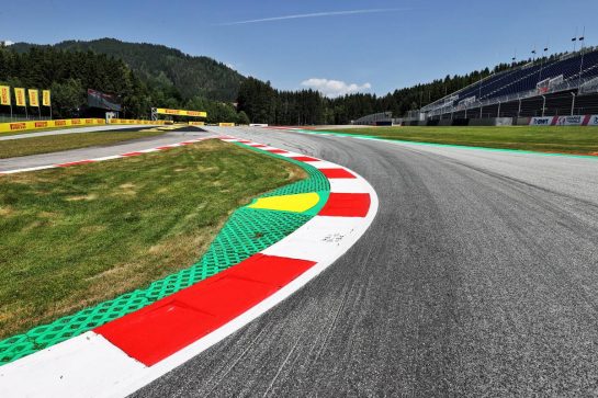 Circuit atmosphere - kerb detail.
24.06.2021. Formula 1 World Championship, Rd 8, Steiermark Grand Prix, Spielberg, Austria, Preparation Day.
- www.xpbimages.com, EMail: requests@xpbimages.com © Copyright: Moy / XPB Images