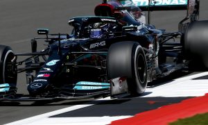 Hamilton heading into sprint race with 'all guns blazing'