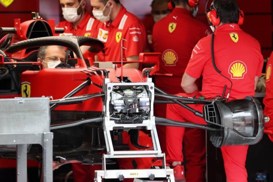 Ferrari SF-21 front suspension detail.
01.07.2021. Formula 1 World Championship, Rd 9, Austrian Grand Prix, Spielberg, Austria, Preparation Day.
- www.xpbimages.com, EMail: requests@xpbimages.com © Copyright: Batchelor / XPB Images