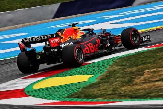 Max Verstappen (NLD) Red Bull Racing RB16B.
02.07.2021. Formula 1 World Championship, Rd 9, Austrian Grand Prix, Spielberg, Austria, Practice Day.
- www.xpbimages.com, EMail: requests@xpbimages.com © Copyright: Batchelor / XPB Images
