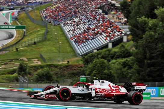 Callum Ilott (GBR) Alfa Romeo Racing C41 Reserve Driver.
02.07.2021. Formula 1 World Championship, Rd 9, Austrian Grand Prix, Spielberg, Austria, Practice Day.
- www.xpbimages.com, EMail: requests@xpbimages.com © Copyright: Batchelor / XPB Images