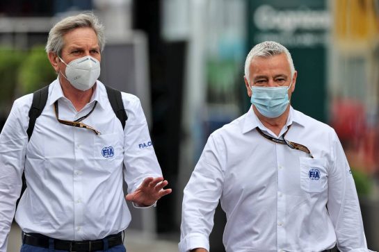 Derek Warwick (GBR) FIA Steward (Right).
02.07.2021. Formula 1 World Championship, Rd 9, Austrian Grand Prix, Spielberg, Austria, Practice Day.
- www.xpbimages.com, EMail: requests@xpbimages.com © Copyright: Moy / XPB Images