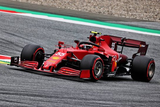 Carlos Sainz Jr (ESP) Ferrari SF-21.
02.07.2021. Formula 1 World Championship, Rd 9, Austrian Grand Prix, Spielberg, Austria, Practice Day.
- www.xpbimages.com, EMail: requests@xpbimages.com © Copyright: Batchelor / XPB Images