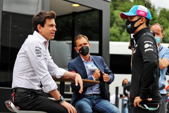 (L to R): Toto Wolff (GER) Mercedes AMG F1 Shareholder and Executive Director with Guanyu Zhou (CHN) Alpine F1 Team Test Driver.
02.07.2021. Formula 1 World Championship, Rd 9, Austrian Grand Prix, Spielberg, Austria, Practice Day.
- www.xpbimages.com, EMail: requests@xpbimages.com © Copyright: Moy / XPB Images