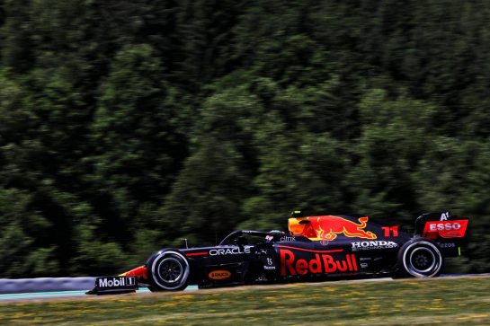 Sergio Perez (MEX) Red Bull Racing RB16B.
03.07.2021. Formula 1 World Championship, Rd 9, Austrian Grand Prix, Spielberg, Austria, Qualifying Day.
- www.xpbimages.com, EMail: requests@xpbimages.com © Copyright: Batchelor / XPB Images