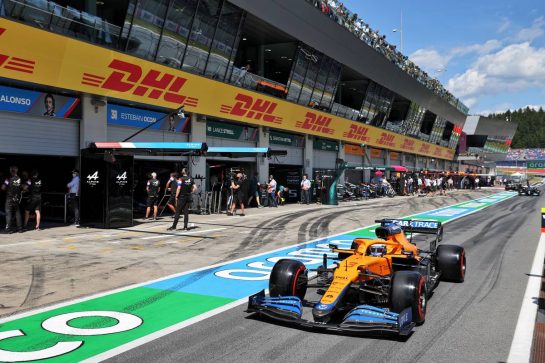 Daniel Ricciardo (AUS) McLaren MCL35M.
03.07.2021. Formula 1 World Championship, Rd 9, Austrian Grand Prix, Spielberg, Austria, Qualifying Day.
- www.xpbimages.com, EMail: requests@xpbimages.com © Copyright: Moy / XPB Images