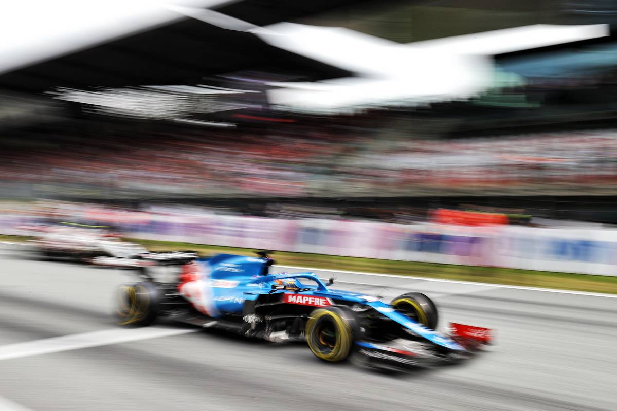Fernando Alonso (ESP) Alpine F1 Team A521 at the start of the race. 04.07.2021. Formula 1 World Championship, Rd 9, Austrian Grand Prix, Spielberg