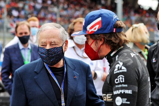 (L to R): Jean Todt (FRA) FIA President with Fernando Alonso (ESP) Alpine F1 Team on the grid.
04.07.2021. Formula 1 World Championship, Rd 9, Austrian Grand Prix, Spielberg, Austria, Race Day.
- www.xpbimages.com, EMail: requests@xpbimages.com © Copyright: Moy / XPB Images