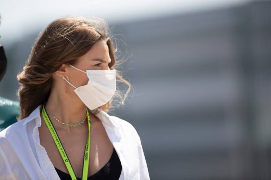 Sara Pagliaroli, girlfriend of Lance Stroll (CDN) Aston Martin F1 Team.
16.07.2021. Formula 1 World Championship, Rd 10, British Grand Prix, Silverstone, England, Practice Day.
- www.xpbimages.com, EMail: requests@xpbimages.com © Copyright: Staley / XPB Images