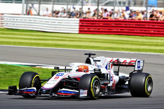 Nikita Mazepin (RUS) Haas F1 Team VF-21.
16.07.2021. Formula 1 World Championship, Rd 10, British Grand Prix, Silverstone, England, Practice Day.
- www.xpbimages.com, EMail: requests@xpbimages.com © Copyright: Davenport / XPB Images