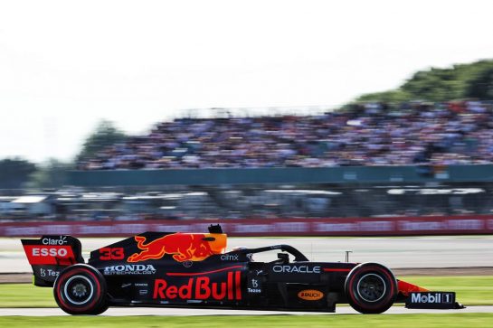 Max Verstappen (NLD) Red Bull Racing RB16B.
16.07.2021. Formula 1 World Championship, Rd 10, British Grand Prix, Silverstone, England, Practice Day.
- www.xpbimages.com, EMail: requests@xpbimages.com © Copyright: Batchelor / XPB Images