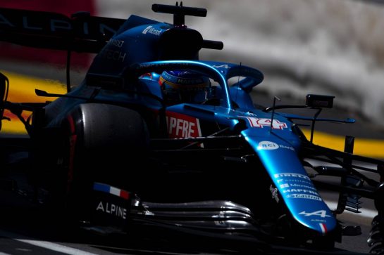 Fernando Alonso (ESP) Alpine F1 Team A521.
17.07.2021. Formula 1 World Championship, Rd 10, British Grand Prix, Silverstone, England, Qualifying Day.
- www.xpbimages.com, EMail: requests@xpbimages.com © Copyright: Staley / XPB Images