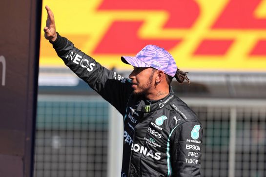 Lewis Hamilton (GBR) Mercedes AMG F1.
17.07.2021. Formula 1 World Championship, Rd 10, British Grand Prix, Silverstone, England, Qualifying Day.
- www.xpbimages.com, EMail: requests@xpbimages.com © Copyright: Batchelor / XPB Images