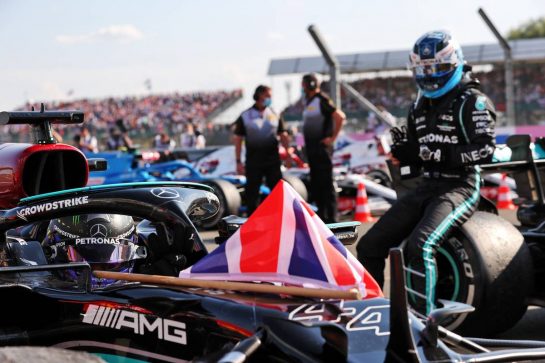 Race winner Lewis Hamilton (GBR) Mercedes AMG F1 W12 in parc ferme.
18.07.2021. Formula 1 World Championship, Rd 10, British Grand Prix, Silverstone, England, Race Day.
- www.xpbimages.com, EMail: requests@xpbimages.com © Copyright: Batchelor / XPB Images